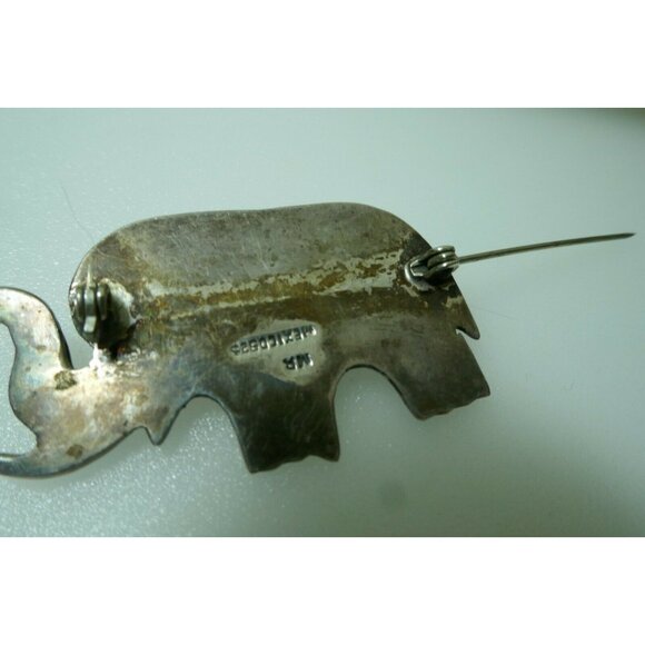 Mexican Sterling Silver & Abalone Shell Elephant Brooch Signed MR - Picture 2 of 3